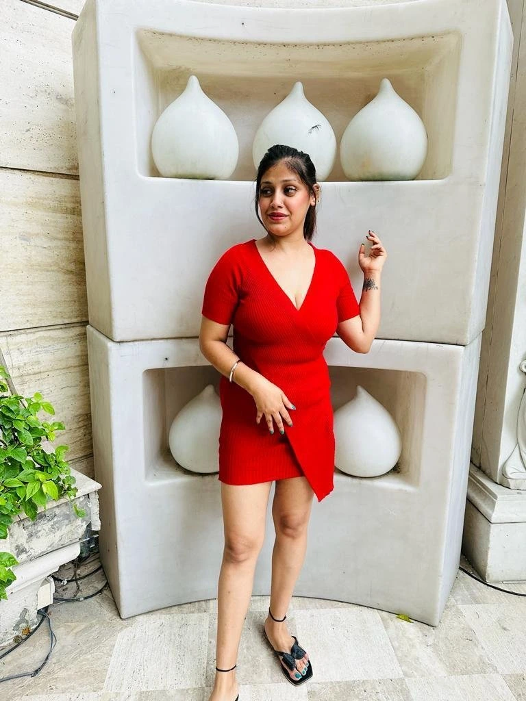 Exclusive call girl services, Lucknow