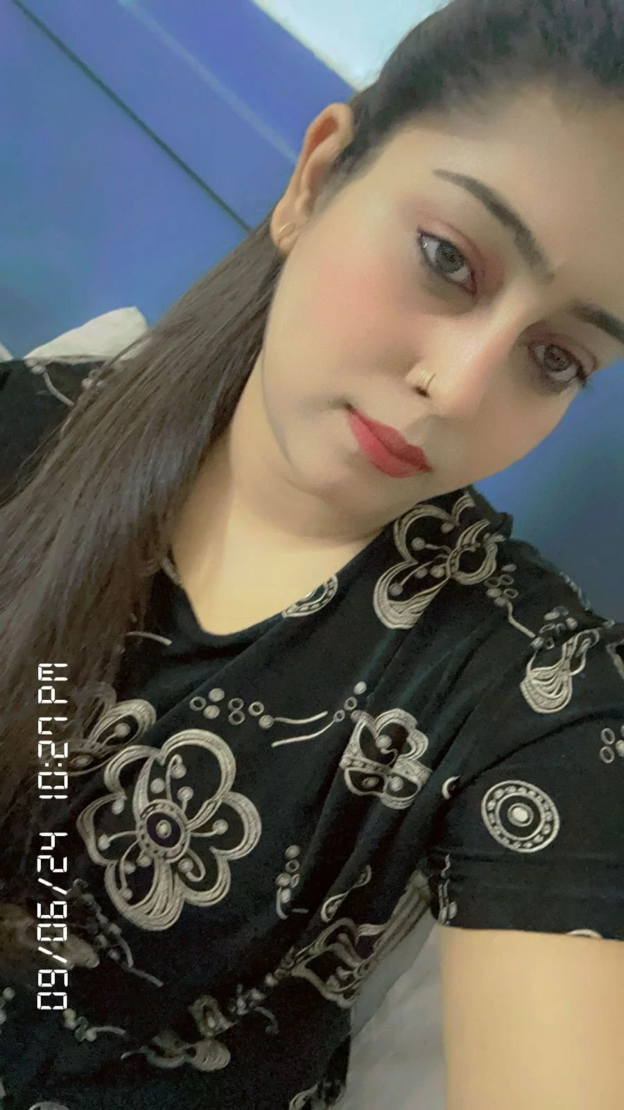 VIP call girl for discreet services, Lucknow